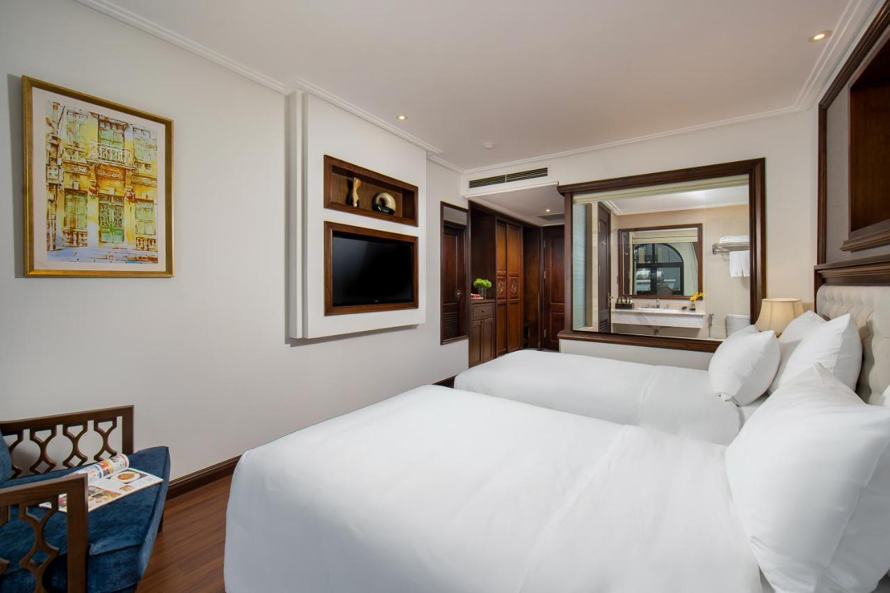 The Q Hotel Hanoi Exterior foto